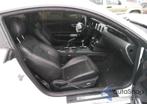 2018 Ford Mustang Gt Premium z USA, uszkodzony, nr VIN 1FA6P8CF8J5146516